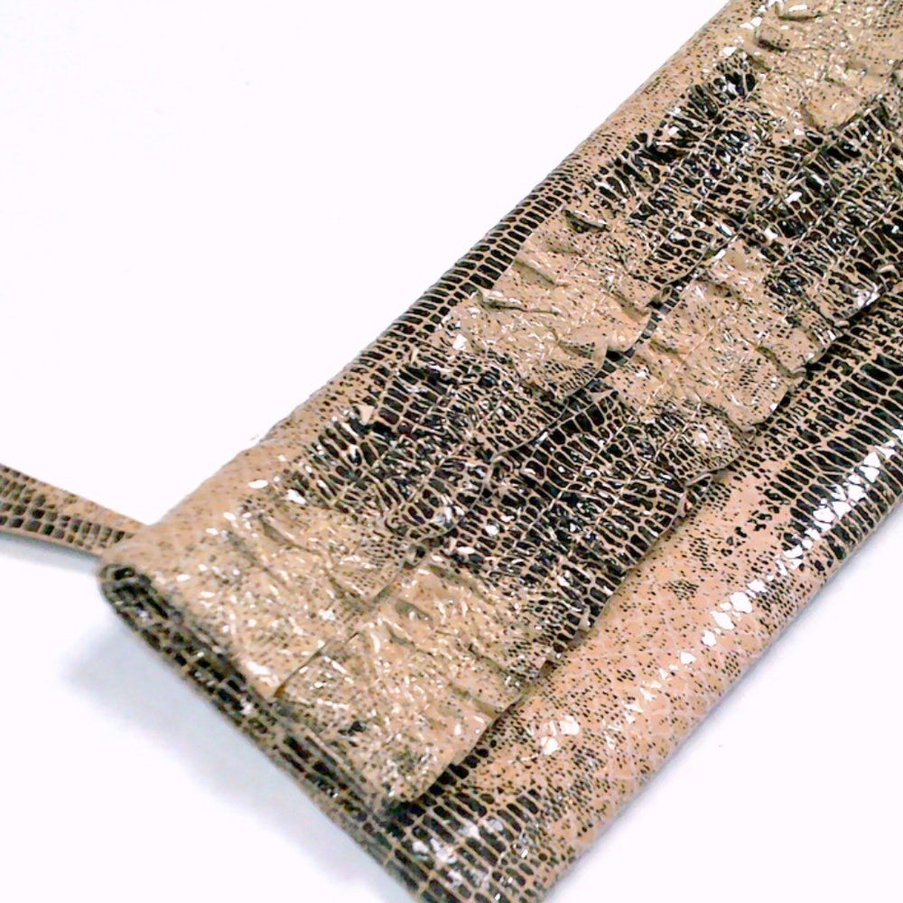 HOBO International Snake Foldover Clutch Bag Purse - Picture 2 of 6